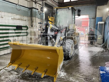 Предпродажная подготовка фронтального погрузчика XCMG LW180K - 6